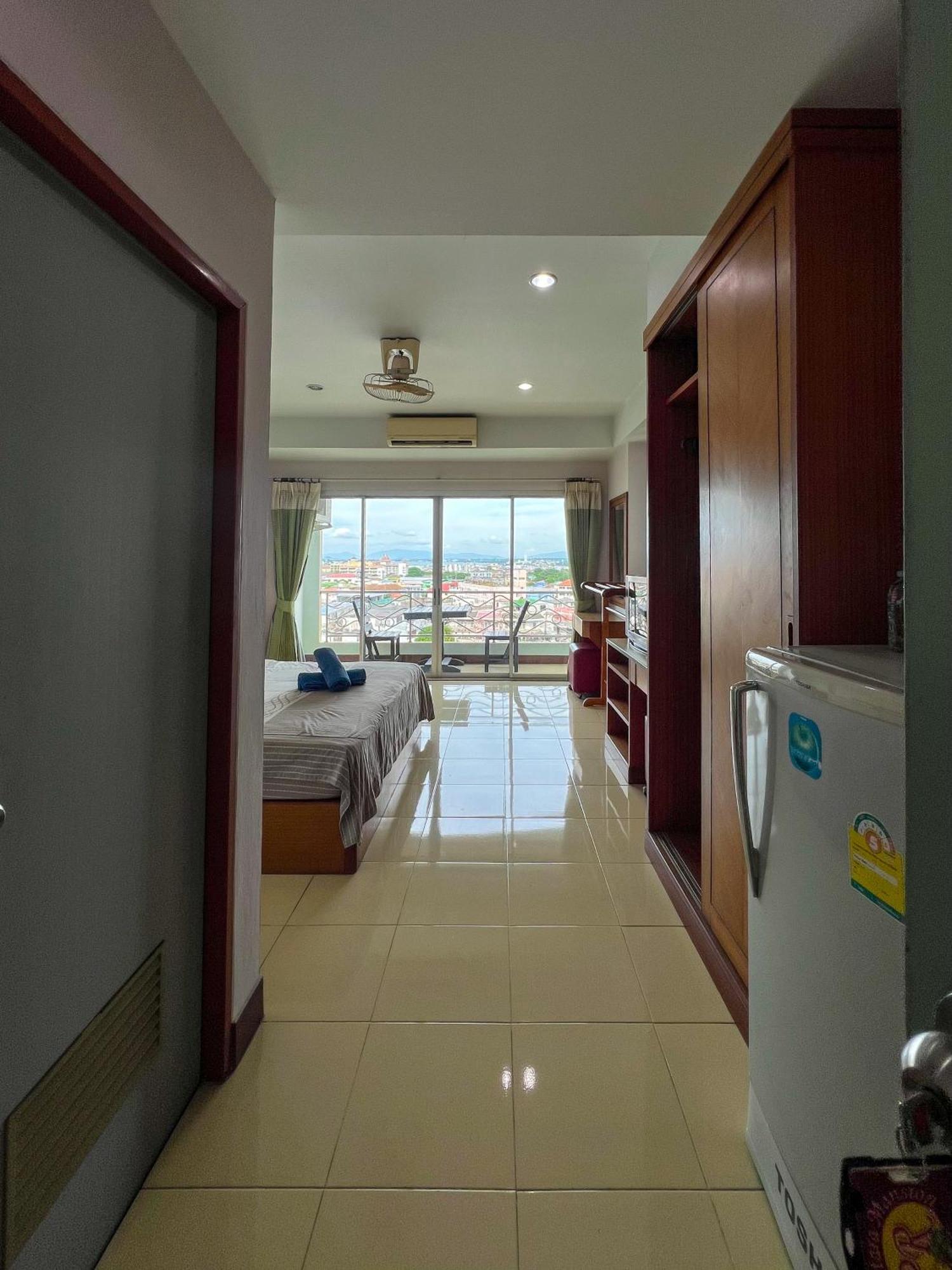فندق Pattara Mansion พัทยา باتايا المظهر الخارجي الصورة